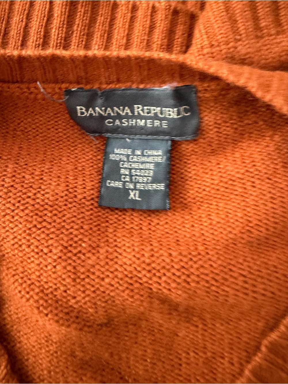 Banana Republic Men's 100% Cashmere Sweater - Rust Orange - Picture 3 of 4